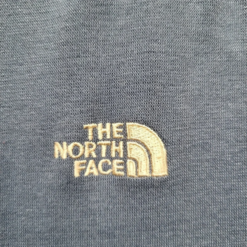The North Face Men Shirt L Blue Logo Embroidery Vaporwick Activewear Short